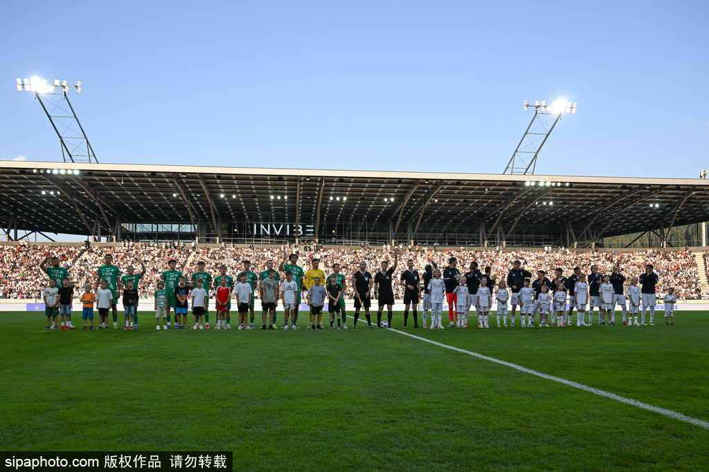 移动端kaiyun-比赛规则变更引爆全场！，Doinb意外战胜C9引发球迷热议的简单介绍