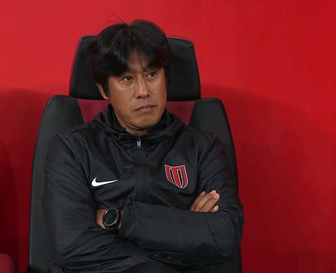 开云app-包含成都蓉城迎德甲关键赛；训练课后主帅复盘；质疑声四起；细节决定成败的词条